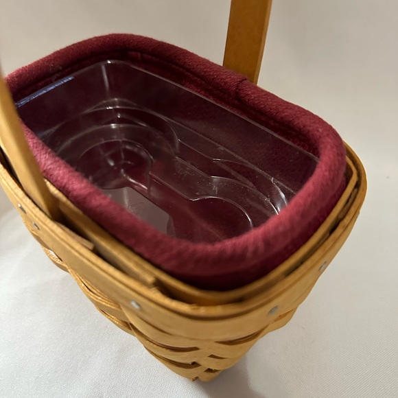 Longaberger Salt & Pepper Holder (2001 signed) - Picture 4 of 5